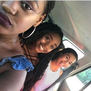 Meet your Posher, Corriena